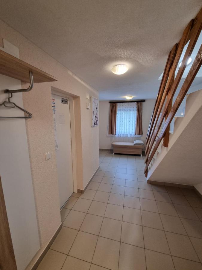 Apartments Luka Rakovica Eksteriør bilde